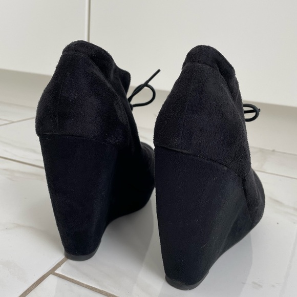 Call it Spring wedge ankle booties - Picture 5 of 5